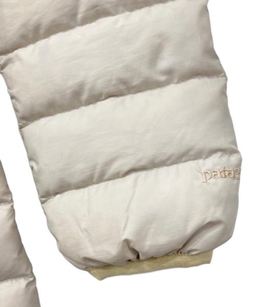 Patagonia（パタゴニア）Patagonia (パタゴニア) ダウンジャケット アイボリー サイズ:XSサイズの古着・服飾アイテム