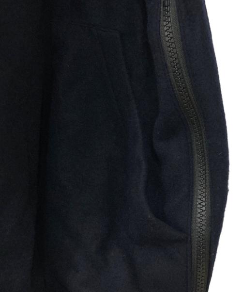 UNTRACE（アントレース）UNTRACE (アントレース) フリーススウェット ネイビーの古着・服飾アイテム