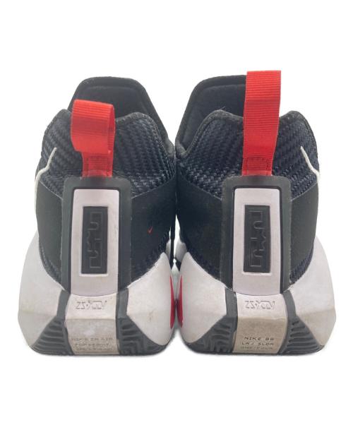 NIKE（ナイキ）NIKE (ナイキ) LeBron Soldier 14 ブラック×ホワイト サイズ:25.5の古着・服飾アイテム