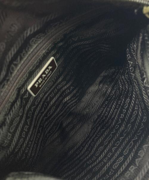 PRADA（プラダ）PRADA (プラダ) ショルダーバッグ カーキの古着・服飾アイテム
