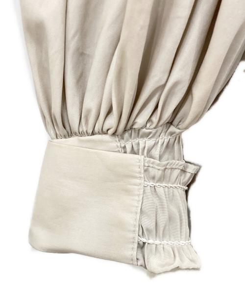 PUBLIC TOKYO（パブリックトウキョウ）PUBLIC TOKYO (パブリックトウキョウ) 長袖ワンピース ベージュ サイズ:SIZE Freeの古着・服飾アイテム