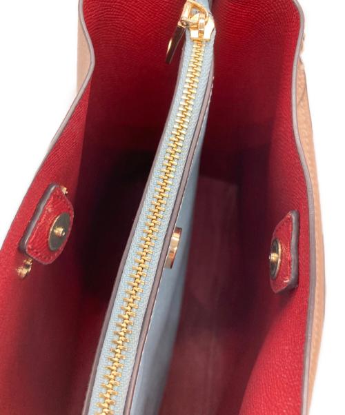 COACH（コーチ）COACH (コーチ) モリーバケットバッグ ベージュの古着・服飾アイテム