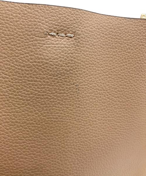 COACH（コーチ）COACH (コーチ) モリーバケットバッグ ベージュの古着・服飾アイテム