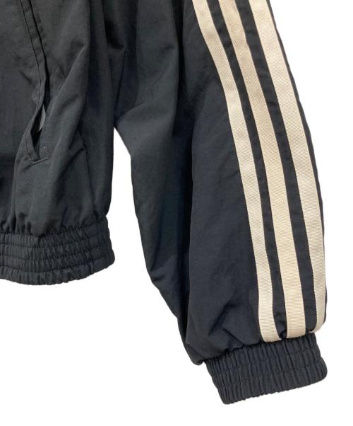 adidas（アディダス）adidas (アディダス) リバーシブルナイロンジャケット ブラック×ホワイト サイズ:XSサイズの古着・服飾アイテム