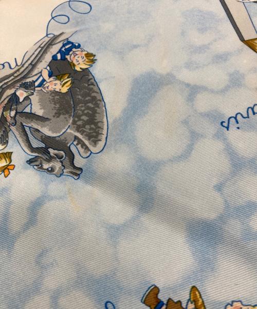 HERMES（エルメス）HERMES (エルメス) シルクスカーフ ホワイト×スカイブルーの古着・服飾アイテム
