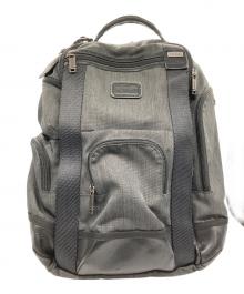 TUMI（トゥミ）の古着「PC収納リュック」｜ブラック×グレー