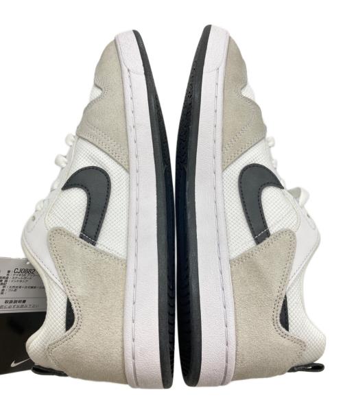 NIKE（ナイキ）NIKE (ナイキ) ローカットスニーカー ホワイト×ベージュ サイズ:27.5cm 未使用品の古着・服飾アイテム