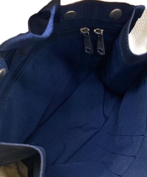 PORTER（ポーター）PORTER (ポーター) メッシュリュック アイボリー×ネイビーの古着・服飾アイテム