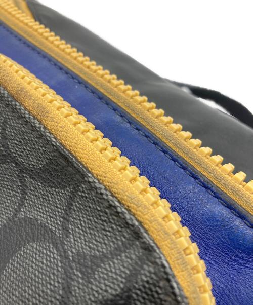 COACH（コーチ）COACH (コーチ) ボディバッグ ブルー×ブラックの古着・服飾アイテム