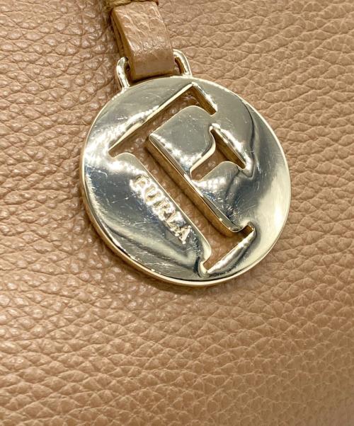 FURLA（フルラ）FURLA (フルラ) 2WAYショルダーバッグ ベージュの古着・服飾アイテム