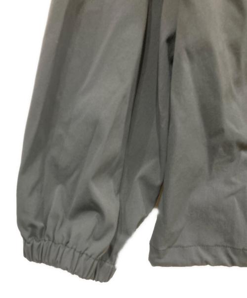 Champion（チャンピオン）Champion (チャンピオン) コーチジャケット カーキ サイズ:Lサイズの古着・服飾アイテム