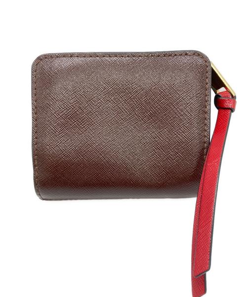MARC JACOBS（マークジェイコブズ）MARC JACOBS (マークジェイコブズ) ミニコンパクトウォレット ボルドー×ゴールドの古着・服飾アイテム