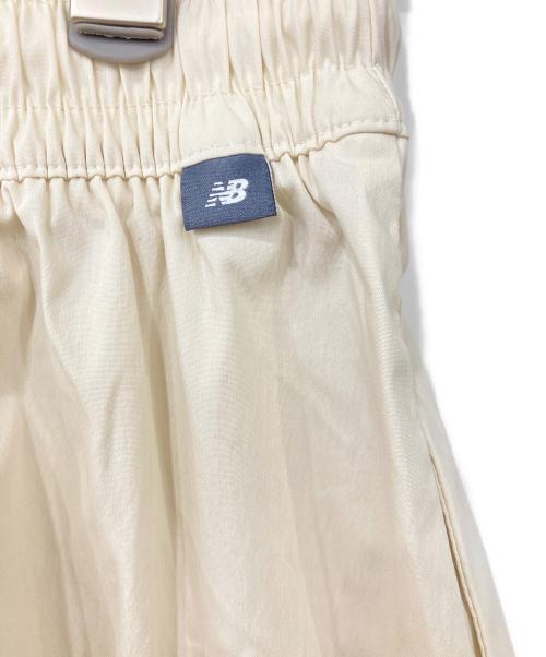 NEW BALANCE（ニューバランス）NEW BALANCE (ニューバランス) イージースカート ホワイト サイズ:M 未使用品の古着・服飾アイテム