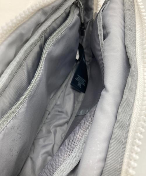 TOPOLOGIE（トポロジー）TOPOLOGIE (トポロジー) ショルダーバッグ ホワイト×アイボリーの古着・服飾アイテム