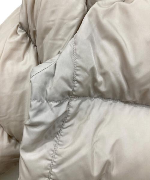 mont-bell（モンベル）mont-bell (モンベル) ダウンジャケット ベージュ サイズ:Mの古着・服飾アイテム