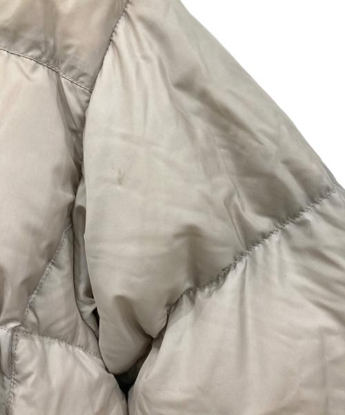 mont-bell（モンベル）mont-bell (モンベル) ダウンジャケット ベージュ サイズ:Mの古着・服飾アイテム