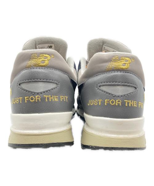 NEW BALANCE（ニューバランス）NEW BALANCE (ニューバランス) スニーカー グレー×ゴールド サイズ:27.5cmの古着・服飾アイテム