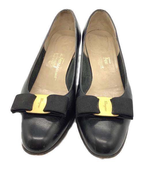 Salvatore Ferragamo（サルヴァトーレ フェラガモ）Salvatore Ferragamo (サルヴァトーレ フェラガモ) パンプス ブラック サイズ:6 1/2の古着・服飾アイテム