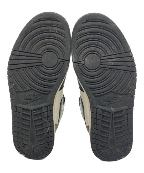 NIKE（ナイキ）NIKE (ナイキ) スニーカー ブラウン×ブラック サイズ:28cmの古着・服飾アイテム