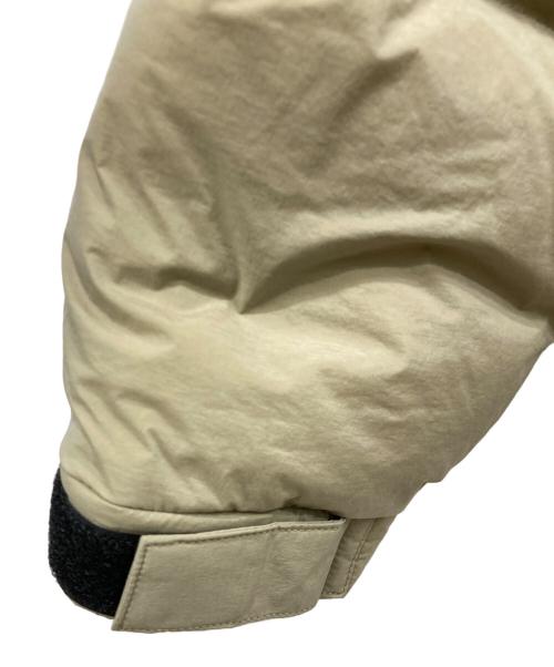 Champion（チャンピオン）Champion (チャンピオン) ダウンジャケット グレー サイズ:SIZE Mの古着・服飾アイテム