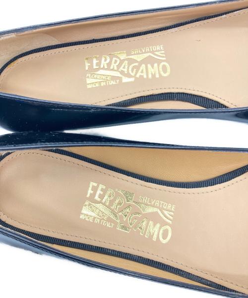 Salvatore Ferragamo（サルヴァトーレ フェラガモ）Salvatore Ferragamo (サルヴァトーレ フェラガモ) パンプス ブラック サイズ:6 1/2の古着・服飾アイテム