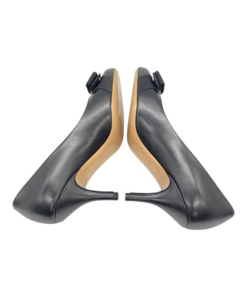 Salvatore Ferragamo（サルヴァトーレ フェラガモ）Salvatore Ferragamo (サルヴァトーレ フェラガモ) ヒールパンプス ブラック サイズ:6 1/2の古着・服飾アイテム