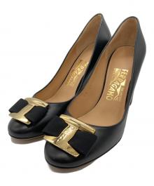 Salvatore Ferragamo（サルヴァトーレ フェラガモ）の古着「ヒールパンプス」｜ブラック