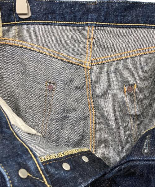 MOMOTARO JEANS（桃太郎ジーンズ）MOMOTARO JEANS (桃太郎ジーンズ) デニムパンツ インディゴ サイズ:W33の古着・服飾アイテム