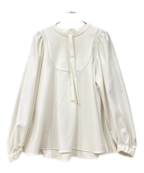 YORI（ヨリ）YORI (ヨリ) セレモニーリボンパフブラウス ホワイト サイズ:SIZE 36の古着・服飾アイテム