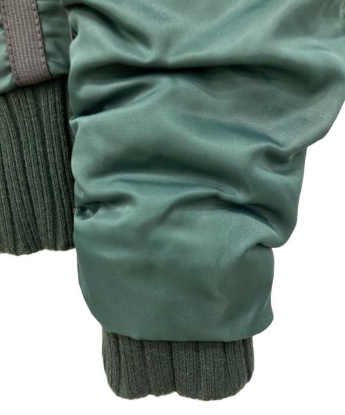 AVIREX（アヴィレックス）AVIREX (アヴィレックス) フライトジャケット カーキ サイズ:Mサイズの古着・服飾アイテム