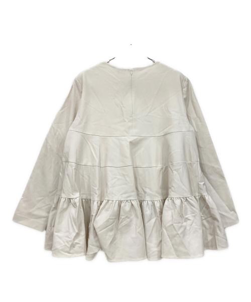 YORI（ヨリ）YORI (ヨリ) ティアードストレッチブラウス ホワイト サイズ:Mサイズの古着・服飾アイテム