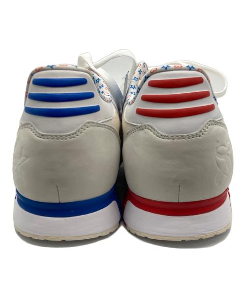 adidas（アディダス）adidas (アディダス) ローカットスニーカー ホワイト×ブルー サイズ:27.5 未使用品の古着・服飾アイテム