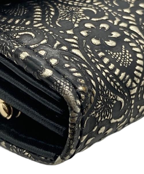 ANNA SUI（アナスイ）ANNA SUI (アナスイ) 長財布 ブラック×ゴールドの古着・服飾アイテム