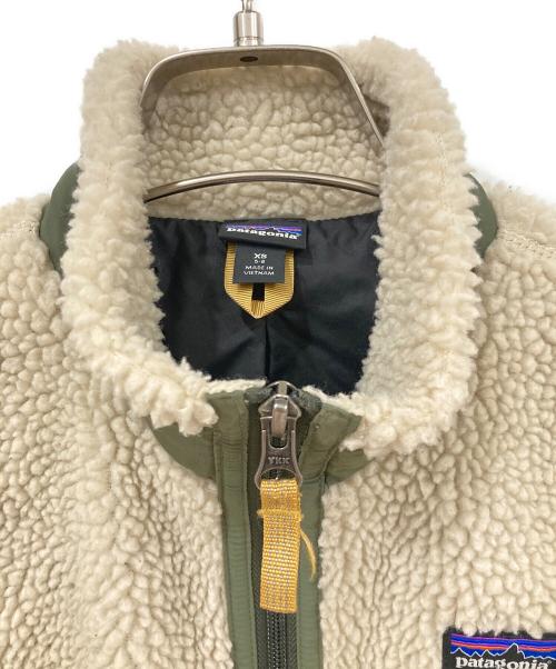 Patagonia（パタゴニア）Patagonia (パタゴニア) ボアベスト ベージュ×グリーン サイズ:XSの古着・服飾アイテム