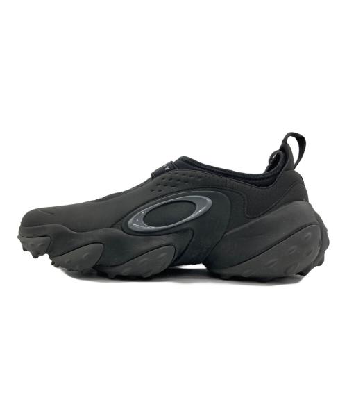 OAKLEY（オークリー）OAKLEY (オークリー) スニーカー ブラック サイズ:27cmの古着・服飾アイテム