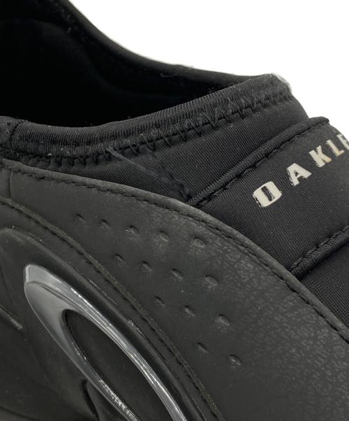 OAKLEY（オークリー）OAKLEY (オークリー) スニーカー ブラック サイズ:27cmの古着・服飾アイテム