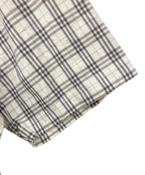 BURBERRY BLACK LABEL（バーバリーブラックレーベル）BURBERRY BLACK LABEL (バーバリーブラックレーベル) 半袖シャツ グレーホワイト サイズ:3の古着・服飾アイテム