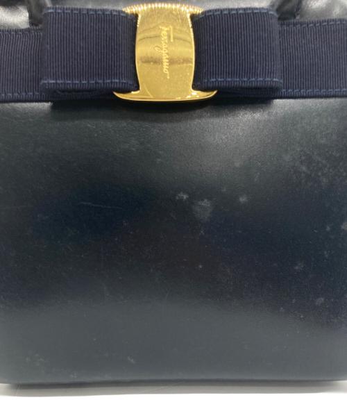 Salvatore Ferragamo（サルヴァトーレ フェラガモ）Salvatore Ferragamo (サルヴァトーレ フェラガモ) ショルダーバッグ ブラックの古着・服飾アイテム