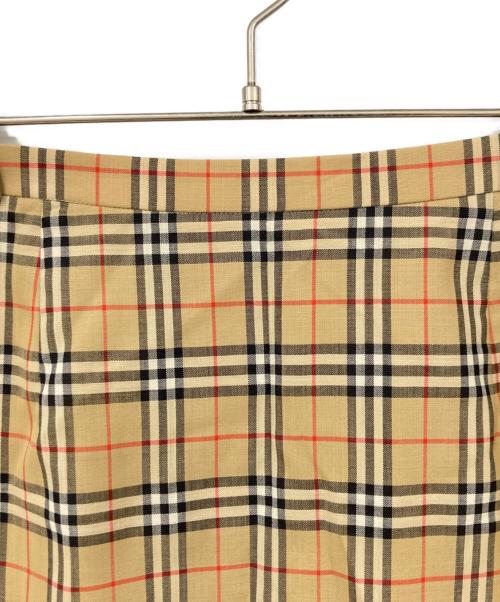 BURBERRY LONDON（バーバリーロンドン）BURBERRY LONDON (バーバリーロンドン) スカート ベージュ サイズ:38の古着・服飾アイテム