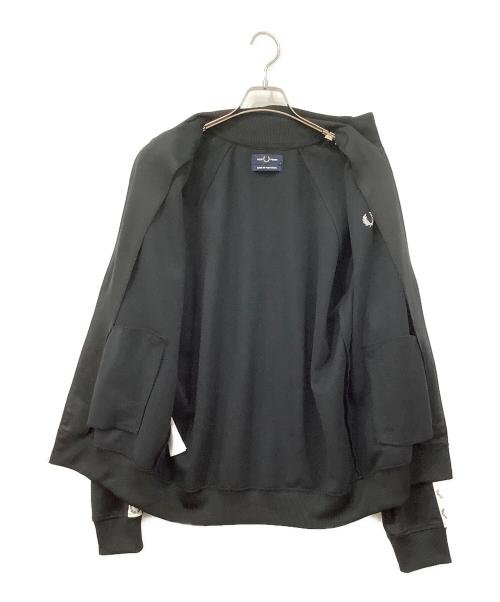 FRED PERRY（フレッドペリー）FRED PERRY (フレッドペリー) Taped Track Jacket ブラック サイズ:Lサイズの古着・服飾アイテム