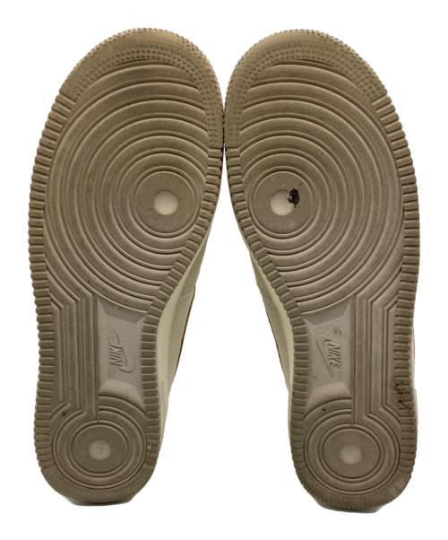 NIKE（ナイキ）NIKE (ナイキ) スニーカー ベージュ サイズ:28cmの古着・服飾アイテム
