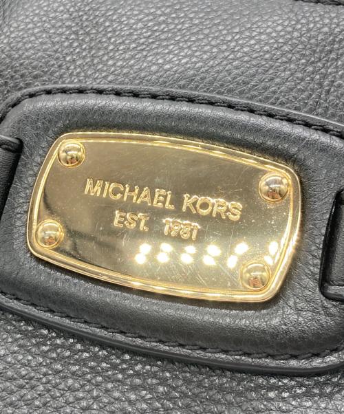 MICHAEL KORS（マイケル・コース）MICHAEL KORS (マイケル・コース) 2WAYバッグ ブラック×ゴールドの古着・服飾アイテム