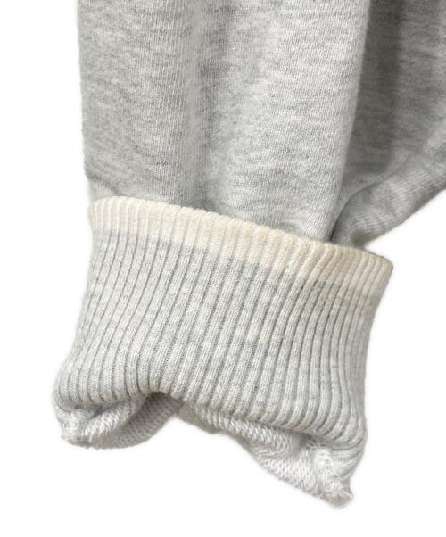 X-LARGE（エクストララージ）X-LARGE (エクストララージ) フェルトロゴクルーネックスウェット グレー サイズ:Mの古着・服飾アイテム