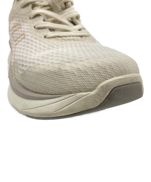 asics（アシックス）asics (アシックス) ニーズアップ ベージュ サイズ:24.5cmの古着・服飾アイテム