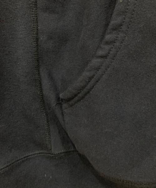 SUPREME（シュプリーム）SUPREME (シュプリーム) プルオーバーパーカー ブラック×レッド サイズ:Smallの古着・服飾アイテム