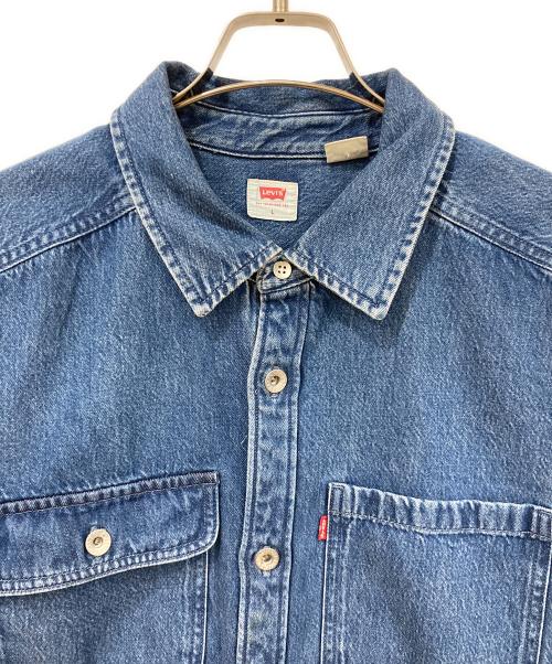 LEVI'S（リーバイス）LEVI'S (リーバイス) デニムシャツ ブルー サイズ:Lサイズの古着・服飾アイテム