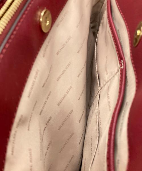 MICHAEL KORS（マイケルコース）MICHAEL KORS (マイケルコース) ハンドバッグ レッド×ピンクの古着・服飾アイテム