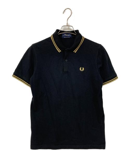 FRED PERRY（フレッドペリー）FRED PERRY (フレッドペリー) ポロシャツ ブラック×ゴールド サイズ:SIZE 40の古着・服飾アイテム