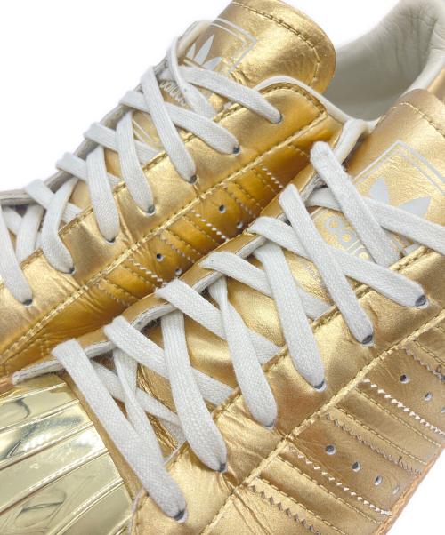 adidas（アディダス）adidas (アディダス) SUPERSTAR 80S METALLIC ゴールド サイズ:22.5cmの古着・服飾アイテム