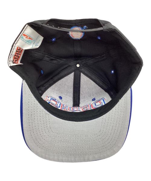NBA（エヌビーエー）NBA (エヌビーエー) キャップ ブラック×ブルーの古着・服飾アイテム